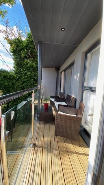 Modern Central Flat With Balcony & Free Parking On-Site Bournemouth Exterior foto